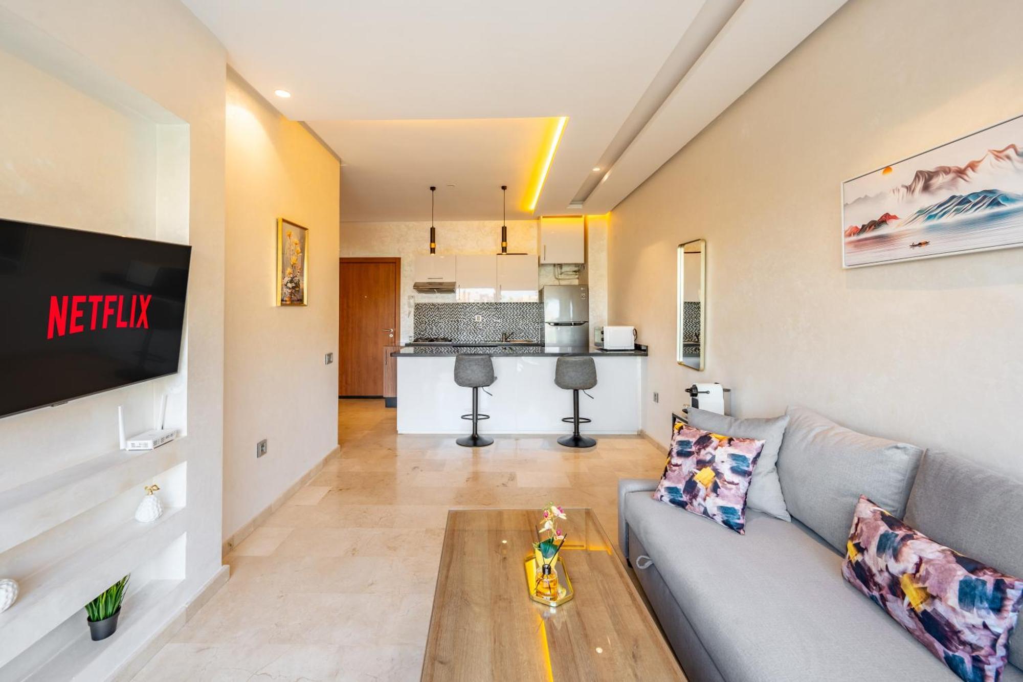 Relax Front Of Pool - Golf- Fiber Optic Apartment *